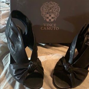 Vince Camino  casual shoes  great condition